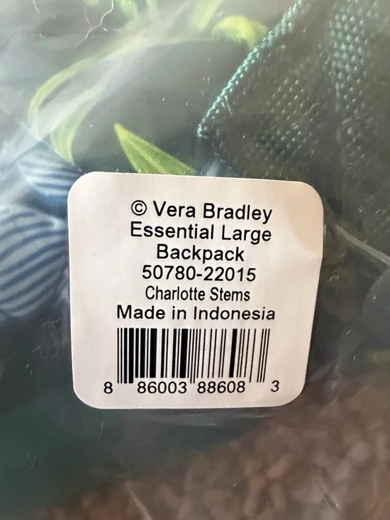 NWT Vera Bradley essential Large backpack in Charlotte stems. - Picture 5 of 5